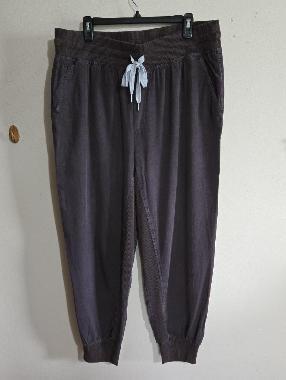 aerie Charcoal Gray Drawstring Joggers